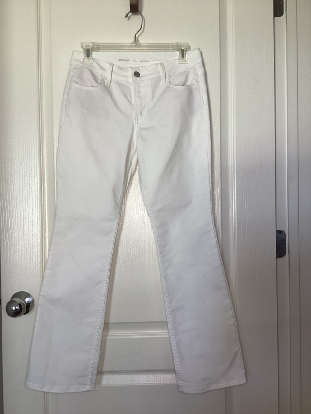 Old Navy White Boot-Cut Jeans NWOT